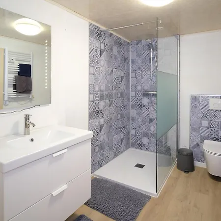 Près De L'ourthe, Sur Ravel, Clim, Pellet, Netflix *